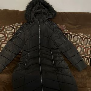 Nanette lepore Black puffer jacket (size (XL)